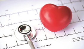 体内血糖高，心脏也遭殃？出现3个异样，警惕糖尿病性心脏病！