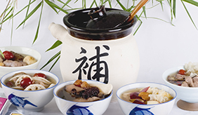 女性夏季如何养生？先排查这十大信号，可用食补改善体质